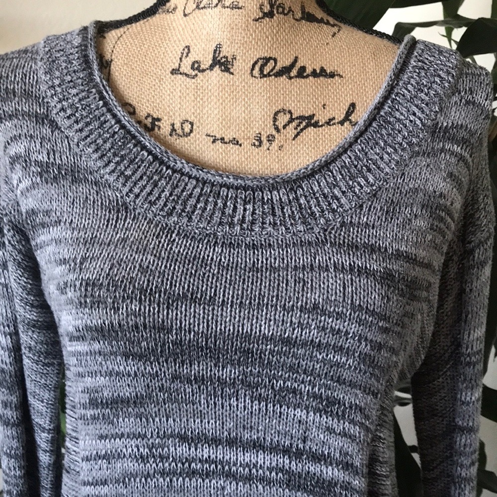 ❤️Jump Sweater❤️ - Picture 5 of 7
